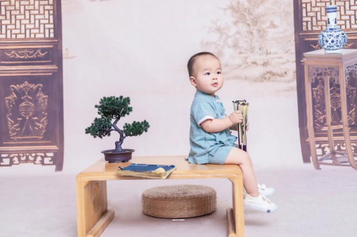 清镇宝宝掉头发是怎么回事